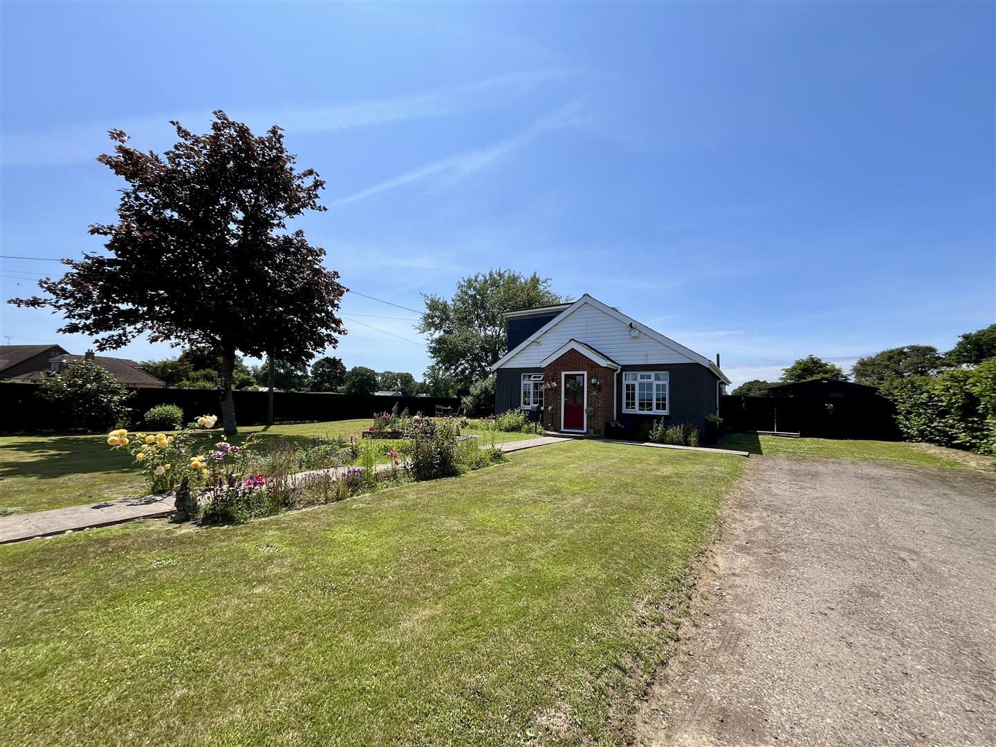 Fourteen Acre Lane, Three Oaks